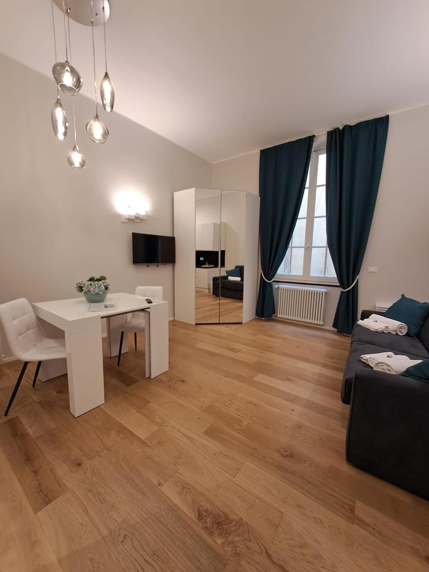 La Dimora Dei Rolli Apartment